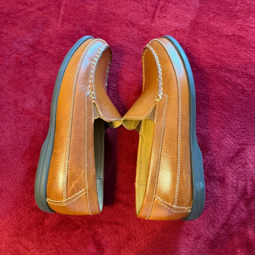Johnston & Murphy Boys Tan Leather Slip‎ On Loafers Moc Toe Dress Shoes Size 4M